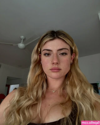 Faith Ordway [ faith-ordway ] - Stream started at 10/28/2021 09:23 pm