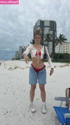 Faith Ordway [ faith-ordway ] - I took so many Wendy’s girls pics !  I’m gonna post them all to