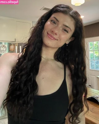 Faith Ordway [ faith-ordway ] - Milky momma waking up 💕