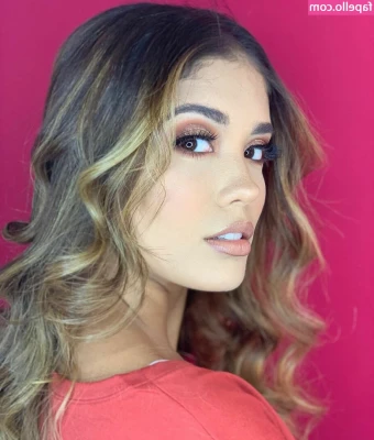 Valeria Emiliani [ valeria-emiliani ] - 💚💛 CLOSED 💛💚  Tl;dr: $10 to get in a 10+minute Rogue JOI.