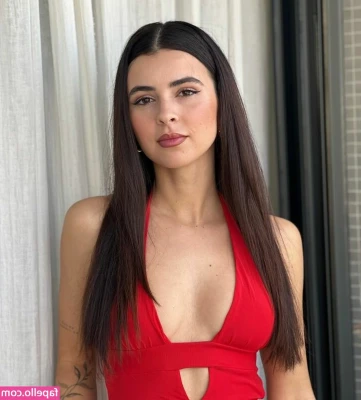 Sara Llamas [ sara-llamas ] - Bend me over and use me 🤤