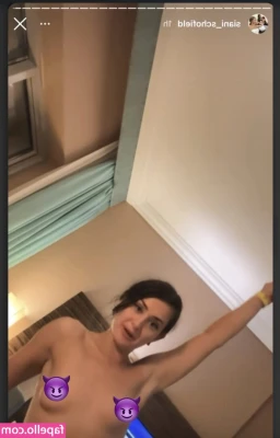 Brittany Carter [ brittany-carter-1 ] - As promised! Jerking off in the bath as the water drained away,