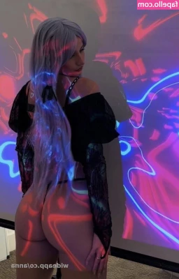 Anna Arevalo [ anna-arevalo ] - Welcum to my fortress   I ll be making an appearance tonight at Oz