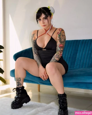 Lady Dusha [ lady-dusha ] - Ready for a snack!?