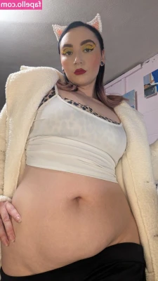 rcknrllnbtch4u - STOMP STOMP STOMP here I cum 😉 🦶