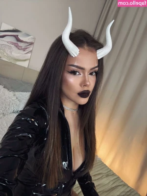 DivineAnastasia - Bts photo of today shooting. Sexy nude pictures
