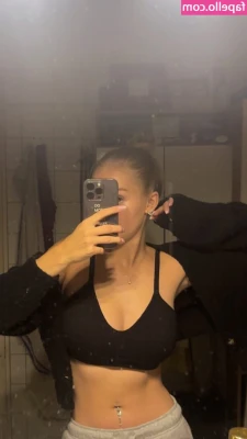 Lenaa.hdl [ lenaa-hdl ] - I Know What You Desire 😍😍😍🤤