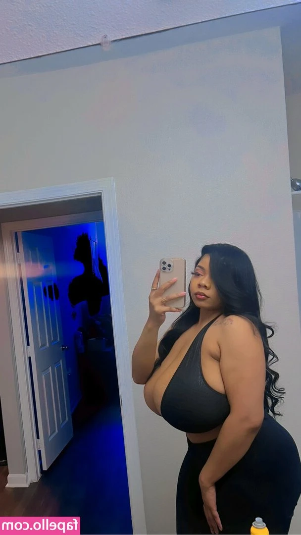 badgirl_tami [ badgirl-tami ] - For your little weiner 😜🤏