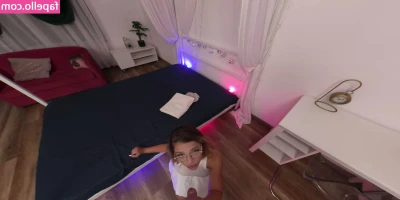 Littlesandy - How much loot would you give for that pussy? 🪙