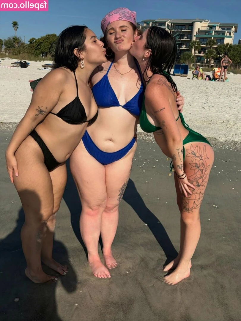 _onlyjessie [ onlyjessie-1 ] - Pretty, perfect, and paid. You live to keep me happy.