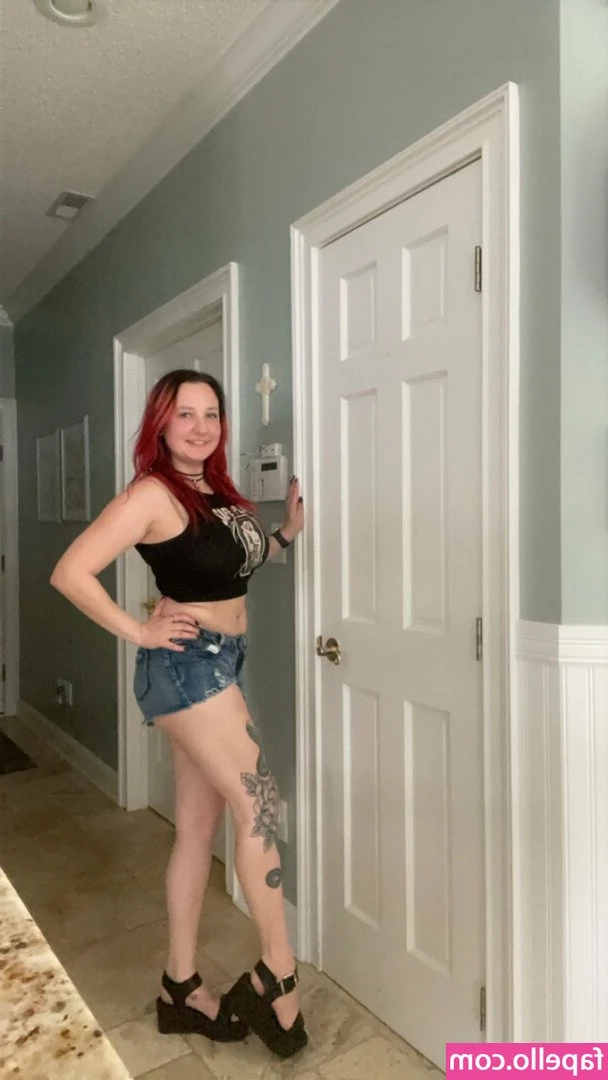 lilithghost_ [ lilithghost ] - Completely off grid until next week (Tuesday-ish)! I’ll respond to