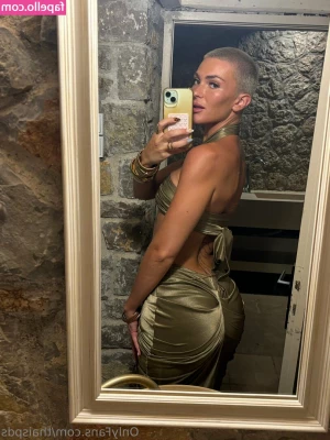 thaispds - Don t miss this sexy masterbation video  Dm me if you want it