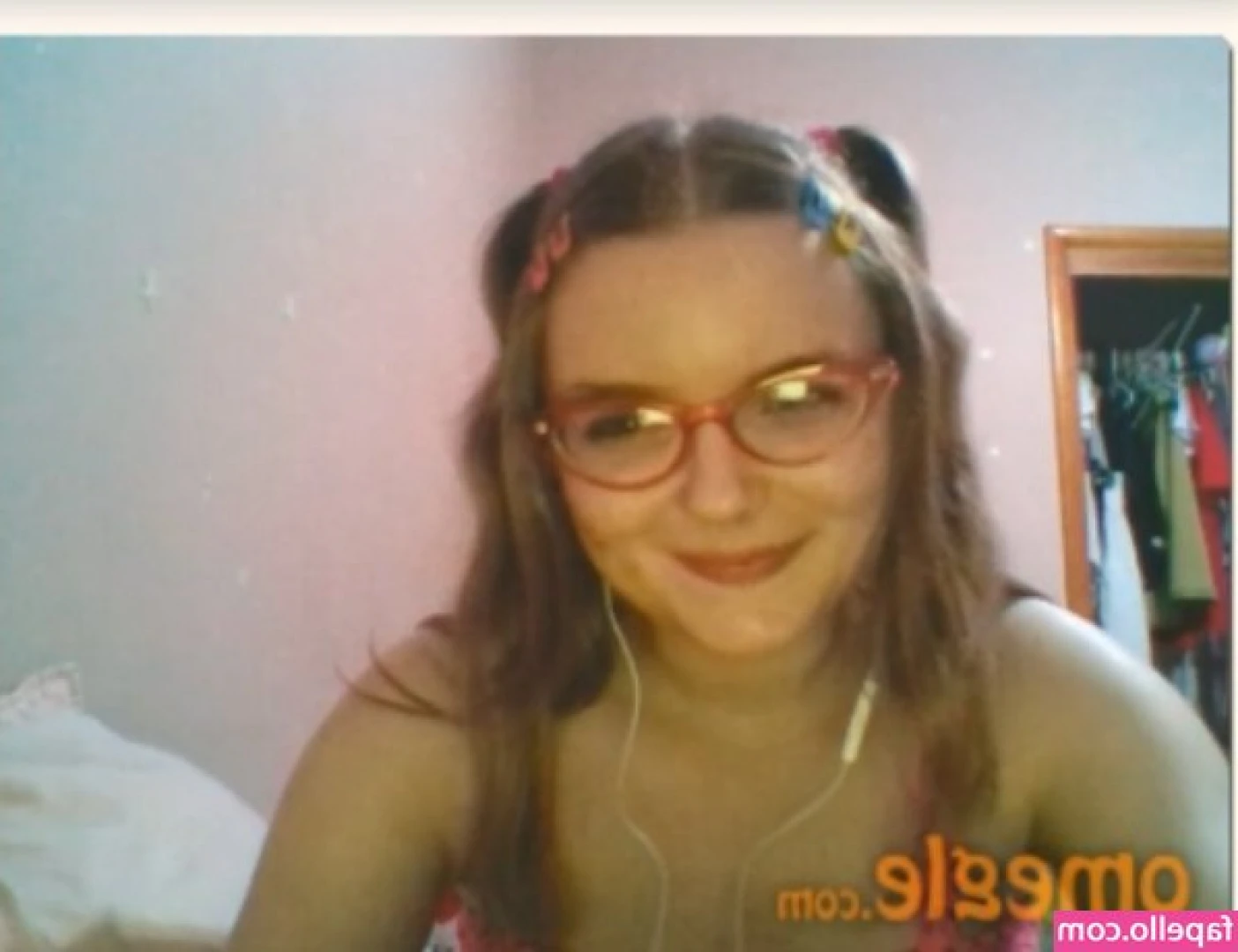 Lives Com Meninas Inocentes [ lives-com-meninas-inocentes ] - Tee tiny nip slip 🤭👀🥵