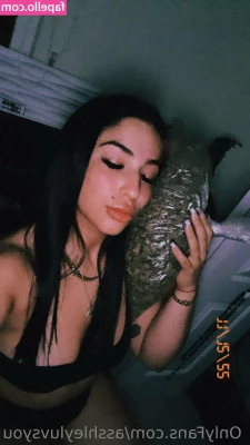 badlilshego - Fuck this thickness