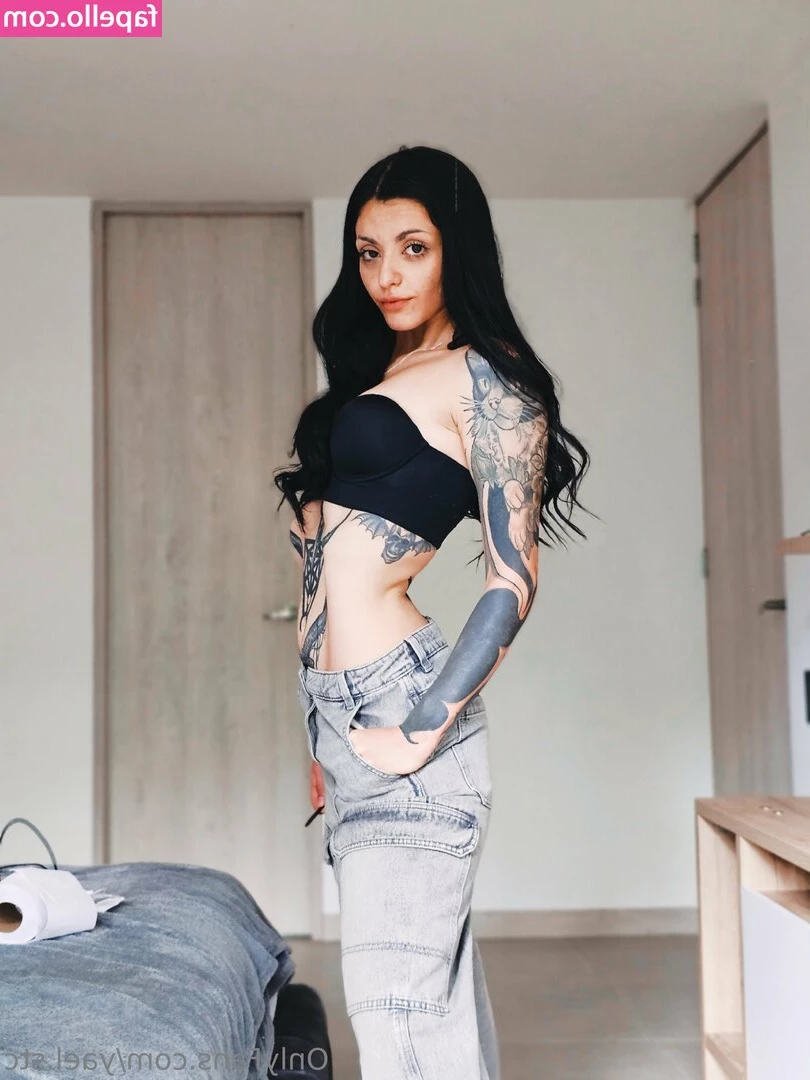 yael.stc [ yael-stc ] - Wanna watch me beg to cum
