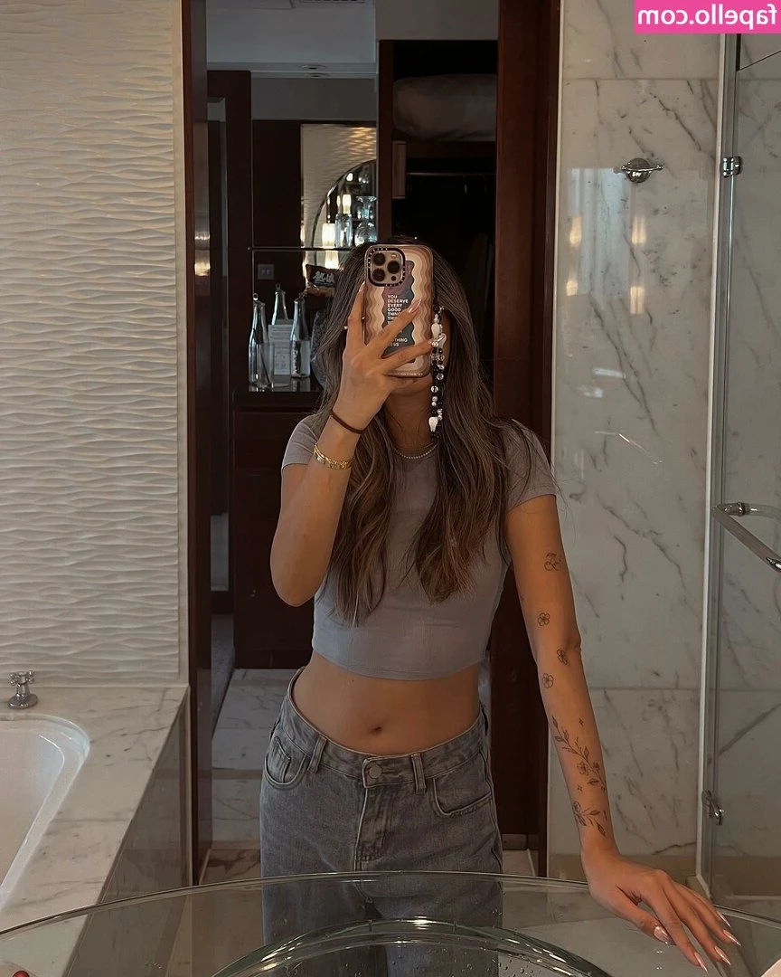 The Best Navels [ the-best-navels ] - can I be your housekeeper?😋