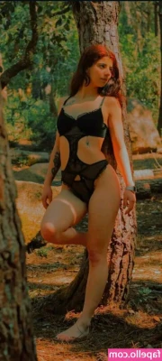 Bia._.257 [ bia-257 ] - Would you kiss 💋 me for the new year? 🥺 Me beijaria 💋 na