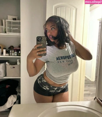 Mahaliasseance - so close you can almost taste it 😛😋✨