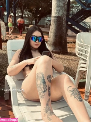 Jady Ferreira [ jady-ferreira ] - Good morning sleepy head