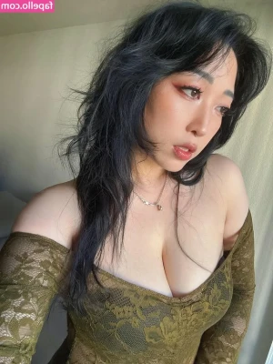 Tokimandee - my perfectly shaven pussy and asshole are winking at you 😋
