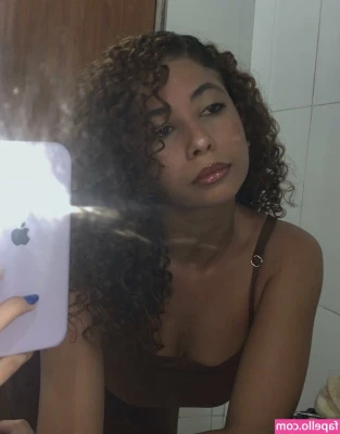 Yzabelle 01 [ yzabelle-01 ] - Really miss when my brown hair was healthy 😬 but at least you all