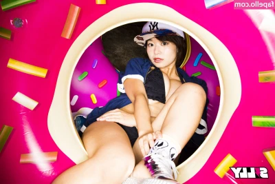 Tsukasa Wachi [ tsukasa-wachi ] - Wish you were here with me now... I want take hot shower with you