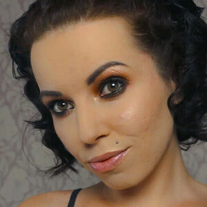 Lisa Dove