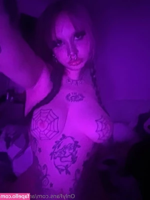 ariadnesweb - มาเต้นกับโม่ยนะ