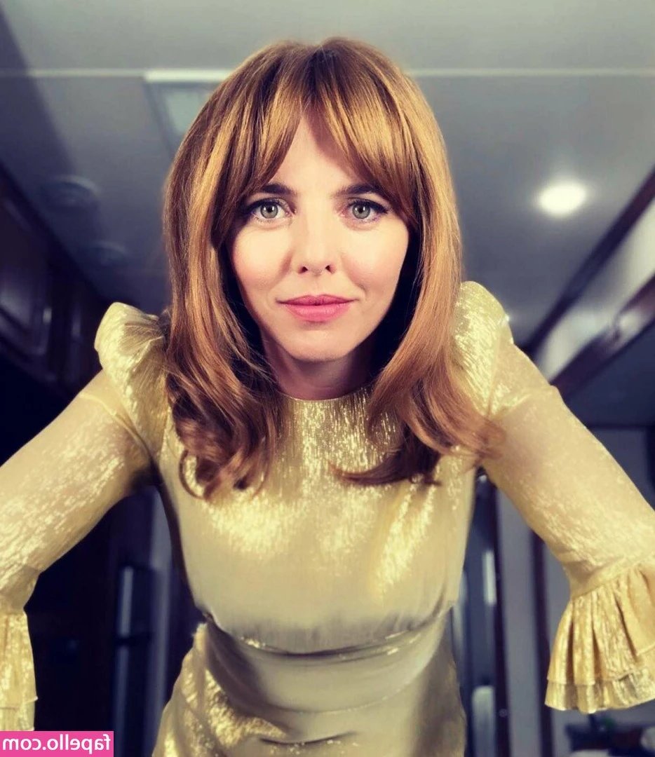 Ophelia Lovibond [ ophelia-lovibond ] - Im feeling the love 😌😍🥰