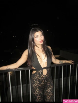 Azulaxbunny - 🇺🇸Would you like to swim with me?😏 🇪🇸Quieres nadar