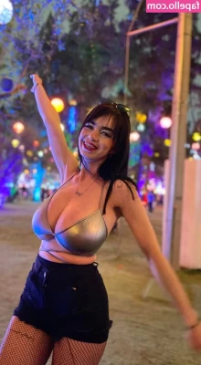 Cintia E Martínez [ cintia-e-martnez ] - Wanna have some fun?? Let me shower first 😋😋 Maybe I can have