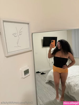 tittytalia - Would you rather