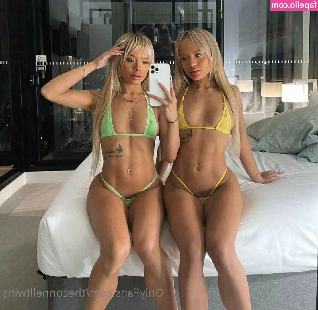 The Connell Twins [ the-connell-twins-24 ] - A wild milf appeared!