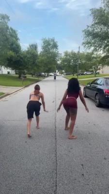 FamousRyleighh - MY LIVE SHOW IS LOCKED IN YOUR DM'S GO CHECK IT OUT