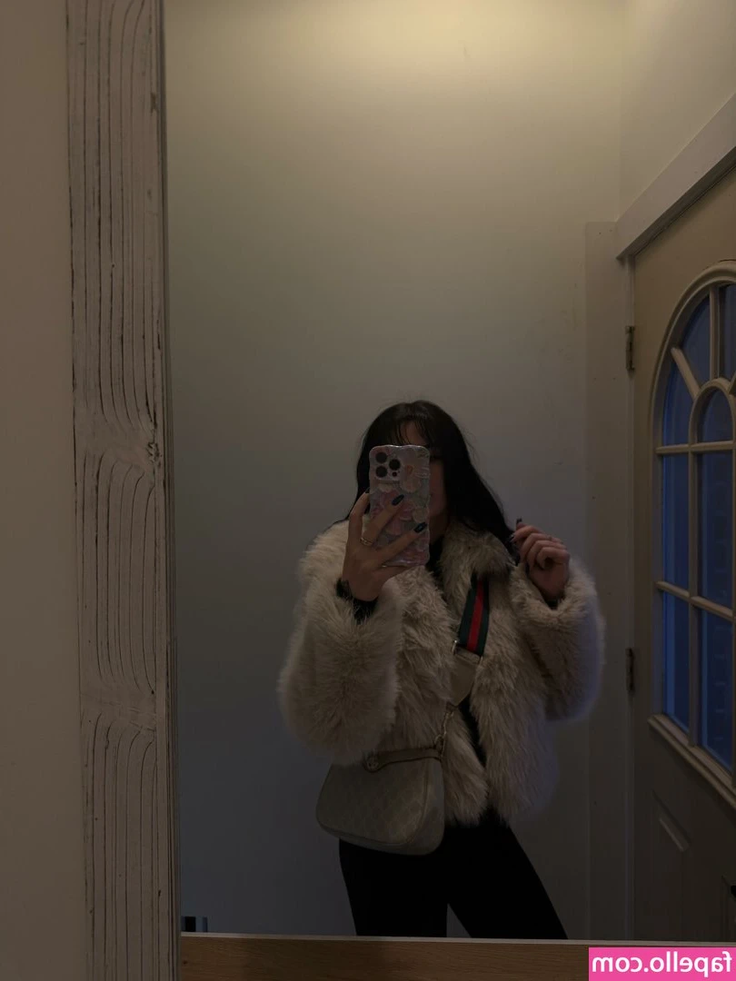 missgonnabe - I think I want to go live again on Saturday at 7pm pst! Would you