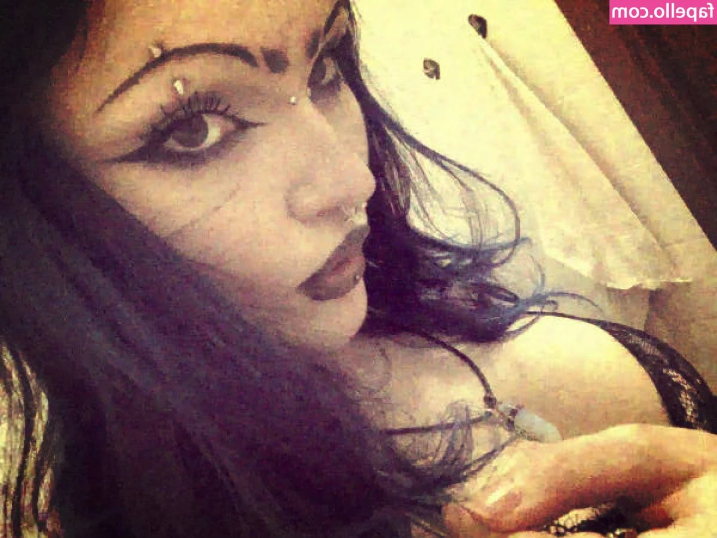 Amina Moonlight [ amina-moonlight ] - Feeling a bit tense - wanna help me out? <3
