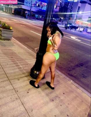 H00drxch - i want someone who grabs me all over, playfully teasing me all day