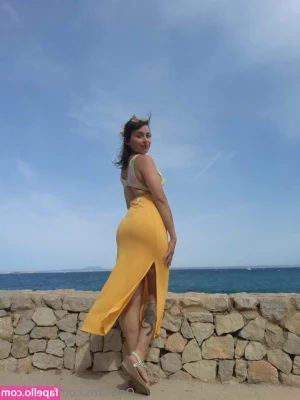 anto_mey [ anto-mey ] - What do you think of this angle?