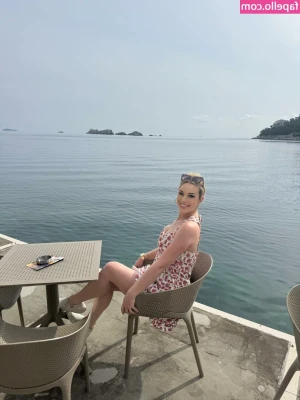 Britt Mchenry [ britt-mchenry ] - New panty pics .. wanna see more?