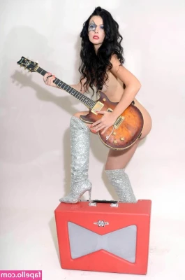 Natasha Blasick [ natasha-blasick ] - Thanks to everyone who has bought my videos & tipped me! I