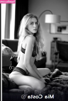 Oddrosebud - Almost done uploading this set for you. I have a new pedi I just did