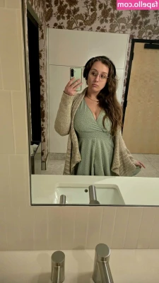 Probably_ayla [ probably-ayla ] - When you go shopping on an empty stomach… 🤭