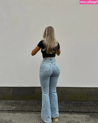 Claudia Kuparinen [ claudia-kuparinen ] - Bom diaa, vai um cafezinho ai ? ☕🔥