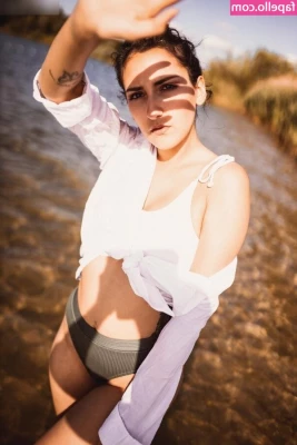 _miss_sunshine__ [ miss-sunshine ] - Buenos días  Te sientas ahora mismo 🤤