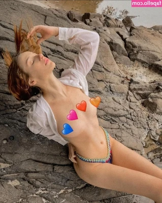Gabriella Foschini [ gabriella-foschini ] - Give her a follow!!