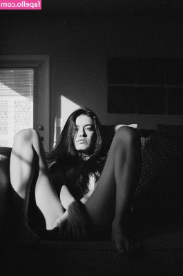 Rachel Williams [ rachel-williams ] - Holoday kisses for you