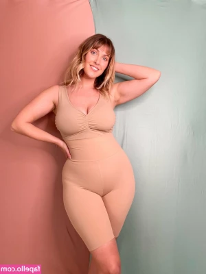Laura Brioschi [ laura-brioschi ] - Part of the sex tape I'm working on editing. I decided to get two