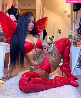 Tia Mendez [ tia-mendez ] - Tit play in water 💦😈❤️