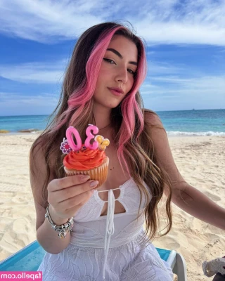Ale Maze [ ale-maze ] - She was sooo delicious