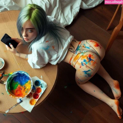 Billie Eilish Fake [ billie-eilish-fake ] - when you drop your phone while making new content 😅